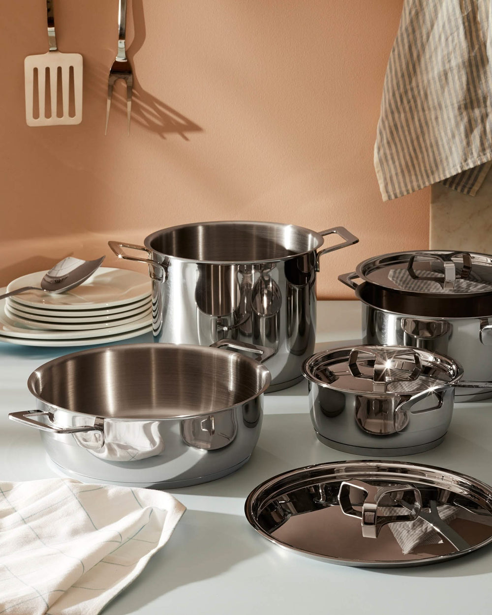 Ensemble de casseroles Alessi Pots&Pans - AJM100S7 - 4 pièces - par Jasper Morrison