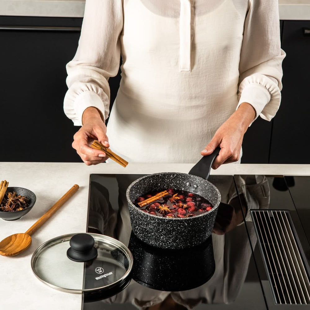 Ensemble de casseroles Westinghouse Black Marble (Poêle à rôtir ø 24 cm + Casserole en acier ø 18 cm) - Induction et toutes autres sources de chaleur