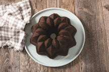 Moule à Bundt en forme de tulband Nordic Ware Vintage Star, argenté, ø 26 cm / 2,4 litres