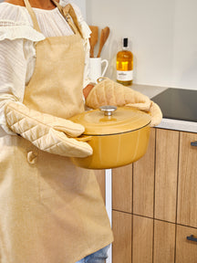 Gant de Cuisine Cosy & Trendy Stoff Amber Gold