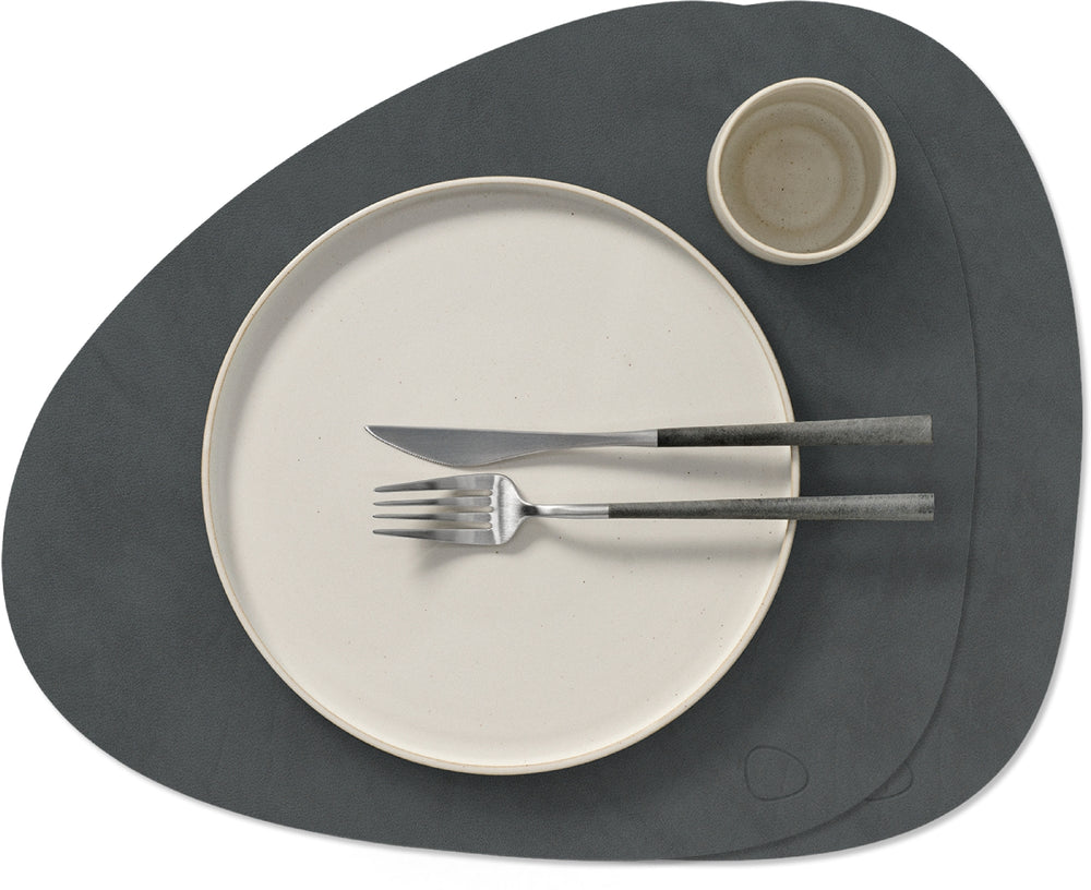Sets de table LIND DNA Nupo - Cuir - Anthracite - Courbé - 44 x 37 cm - 2 pièces