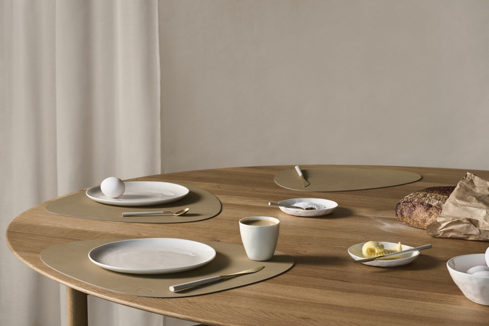 Sets de table LIND DNA Nupo - Cuir - Khaki - Courbé - 44 x 37 cm - 2 pièces