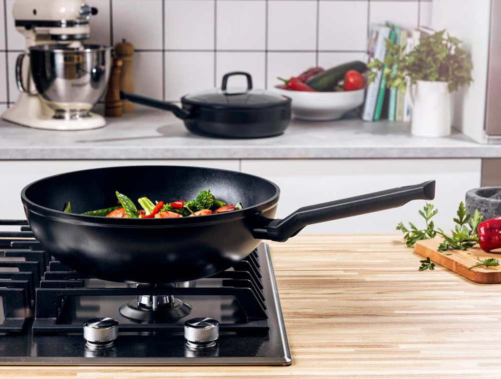 Poêle à wok BK Easy Induction en aluminium - ø 30 cm / 5 litres - Revêtement antiadhésif céramique