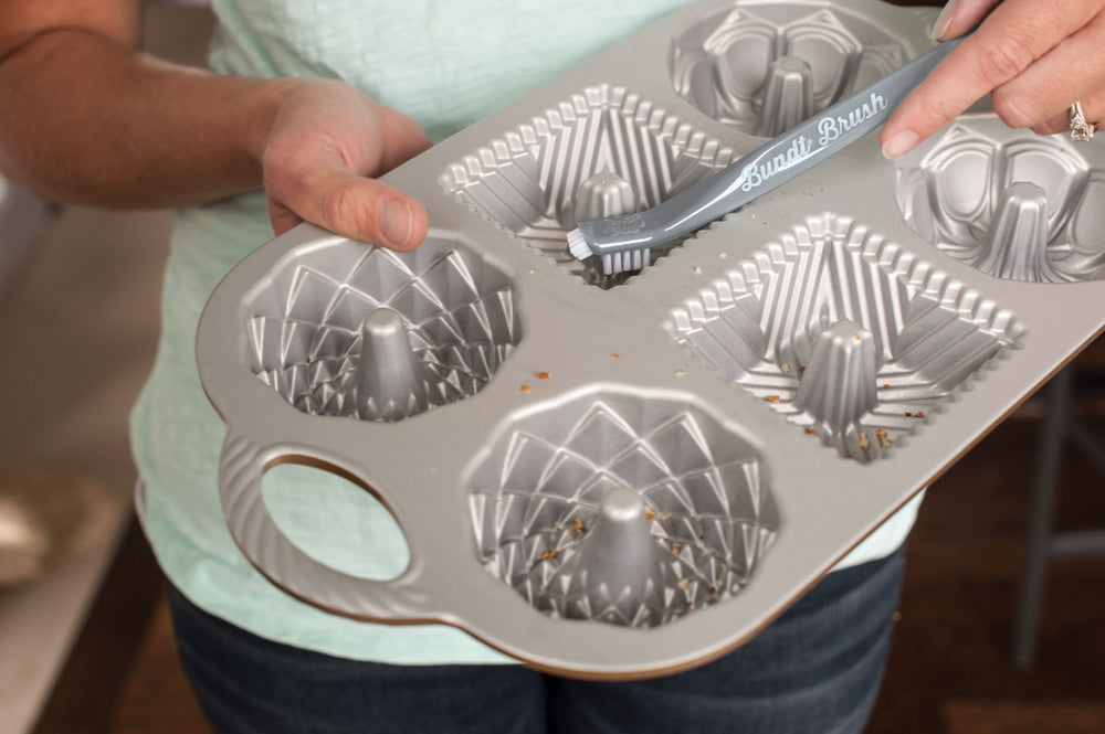 Outil de nettoyage ultime pour moules à Bundt Nordic Ware