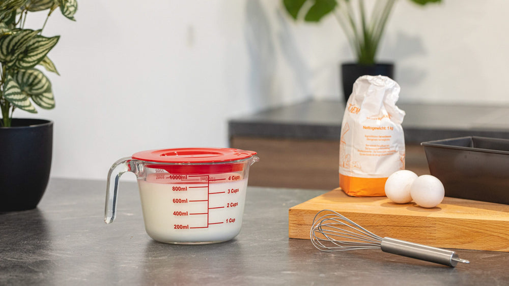 Tasse doseuse Sareva - avec couvercle - Verre résistant à la chaleur - 1 litre