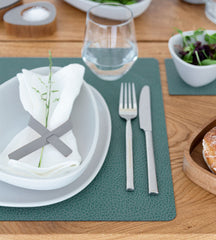 Set de table LIND DNA Hippo - Cuir - Vert pastel - 45 x 35 cm