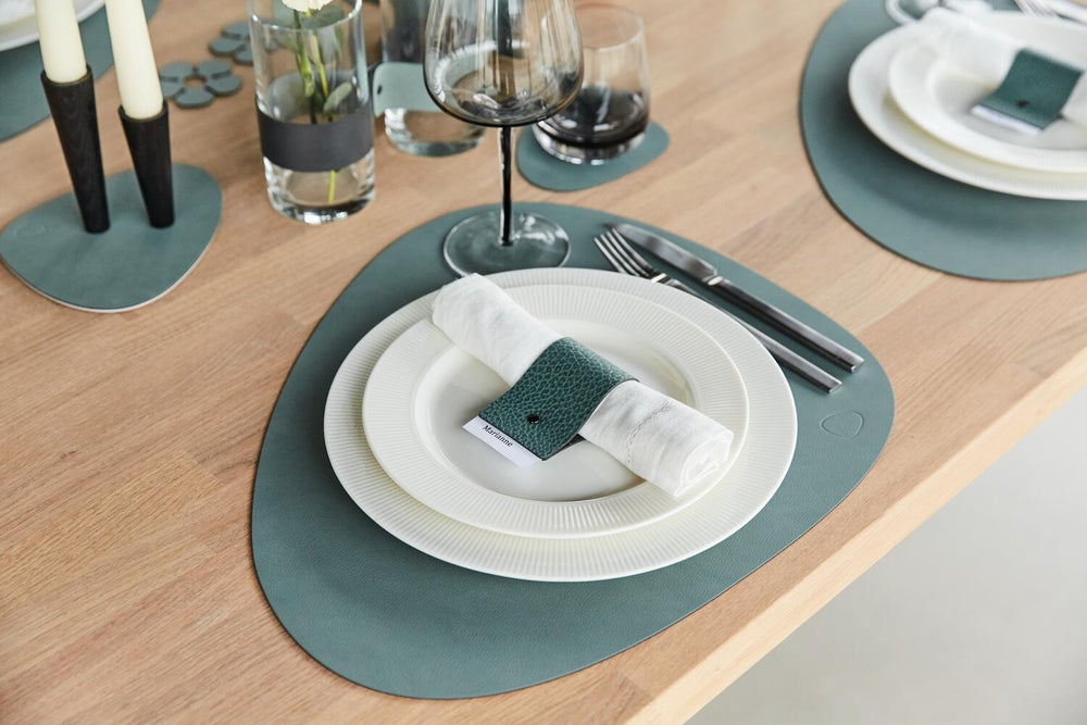 Sets de table LIND DNA Hippo - Cuir - Vert pastel - Courbé - 44 x 37 cm - 2 pièces