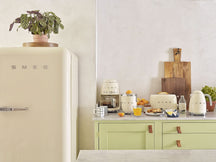 SMEG Presse-agrumes - électrique - crème - CJF11CREU