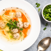 Soupe de légumes aux boulettes de viande