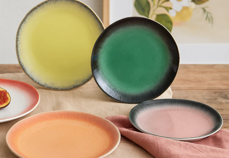 Studio Tavola Serviesset Fire 24-delige / 6 personen - 6 dinerborden, 6 ontbijtborden, 6 kommen en 6 kleine kommen