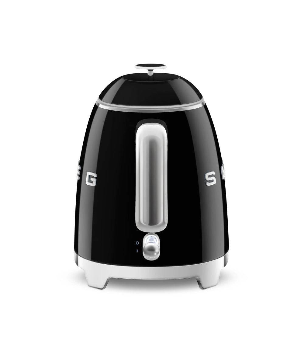 Bouilloire SMEG Mini - 1400 W - noire - 800 ml - 3 tasses - KLF05BLEU