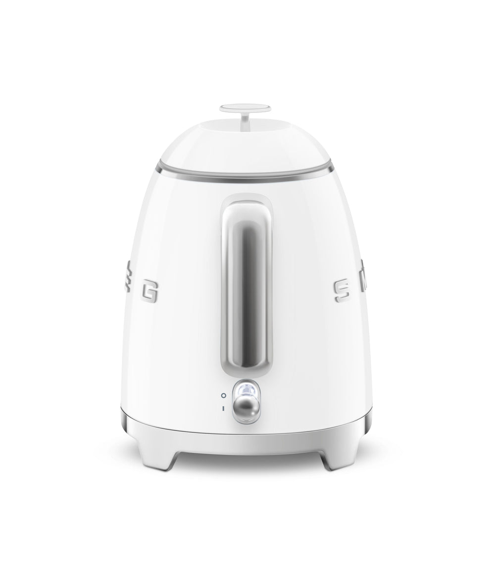 Bouilloire SMEG Mini - 1400 W - blanche - 800 ml - 3 tasses - KLF05WHEU