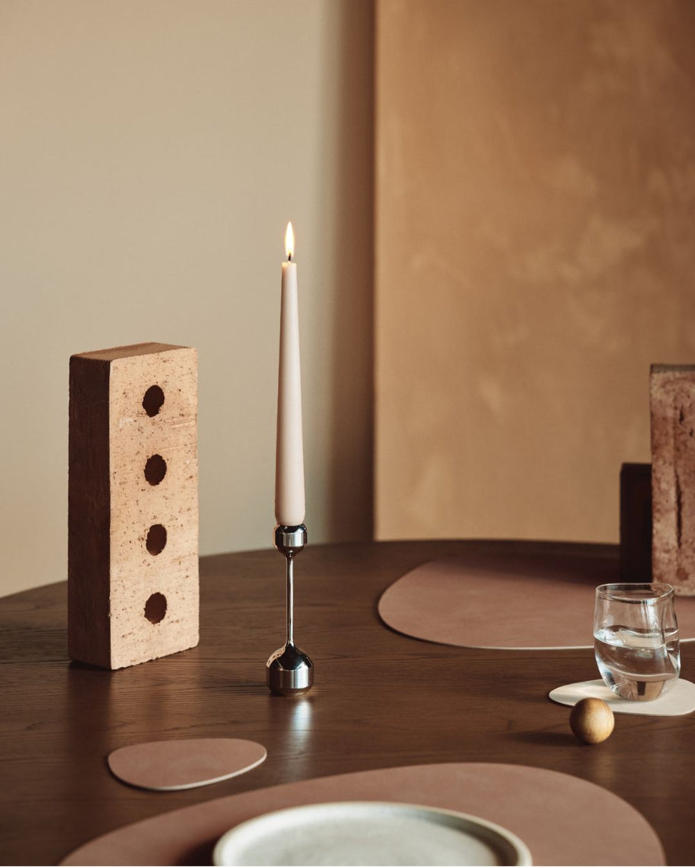 Sets de table LIND DNA Nupo - Cuir - Rose ancien - Courbé - 44 x 37 cm - 2 pièces