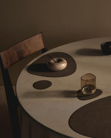 Sets de table LIND DNA Nupo - Cuir - Noir - Courbé - 44 x 37 cm - 2 Pièces