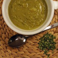 Soupe aux pois végétalienne