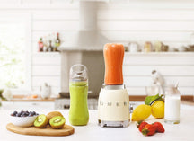 SMEG Smoothie Blender - compact - Crème - 600 ml - PBF01CREU