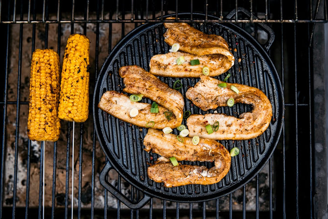 Plaques et grilles de barbecue