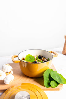 Cosy & Trendy Fontestic Cocotte en Fonte Ambre Or Ø 28 cm / 6.8 Litres - Émaillée