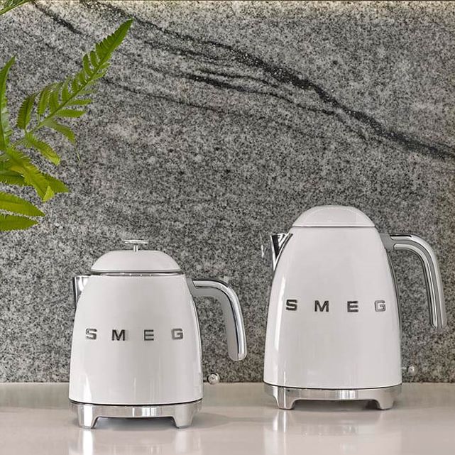 Bouilloire Smeg