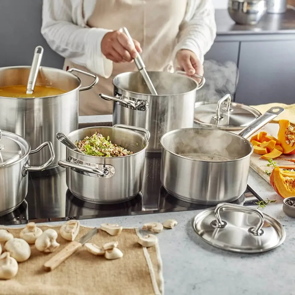 Batterie de Casseroles