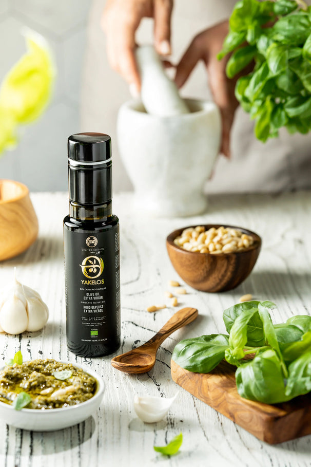 Huile d'olive extra vierge biologique Yakelos - Coffret dégustation de 100 ml avec cuillère en bois d'olivier